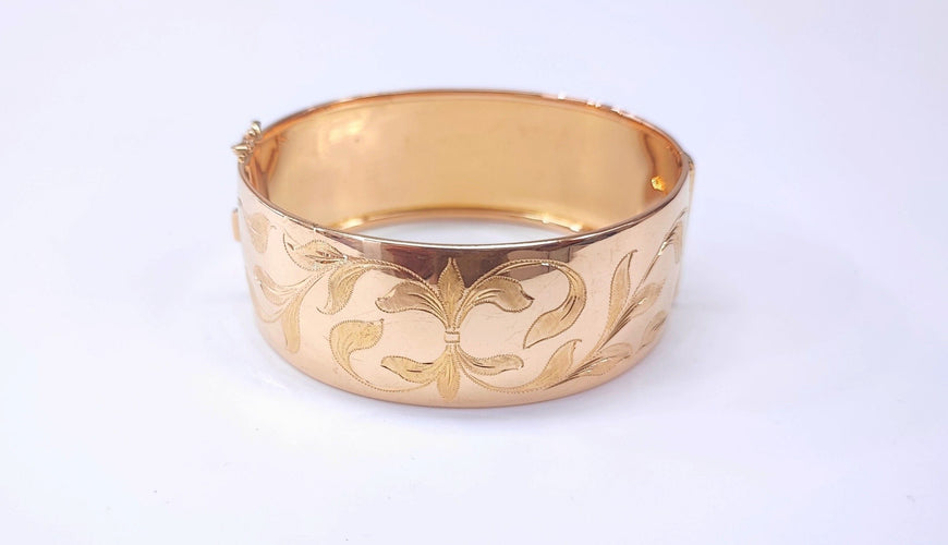 Bracelet Bracelet jonc manchette or jaune 58 Facettes BRAC.jc.mch.1916