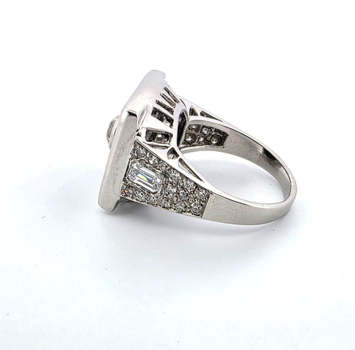 Bague 55 Bague en platine avec diamant central taille ancienne et diamants latéraux 58 Facettes