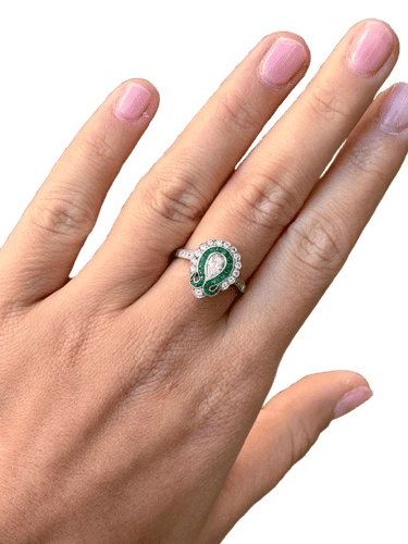 Bague 54 Bague de style Art déco en platine avec diamants et émeraudes 58 Facettes