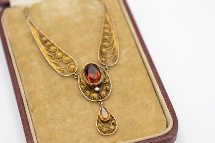 Collier Collier Art Nouveau ajouré filigrane en or jaune 18k, citrine et perle 58 Facettes 11785