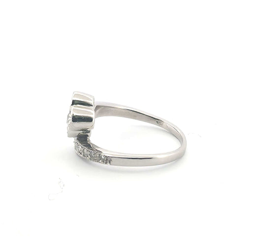Bague 51 Bague en platine avec diamants 58 Facettes