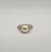 Bague 54.5 Bague or blanc sertie d’une perle de culture et diamants 58 Facettes