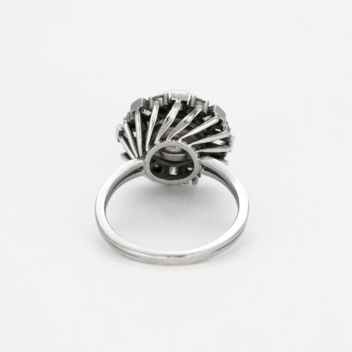 Bague 54.5 Bague fleur en platine, perle et diamants 58 Facettes GU230