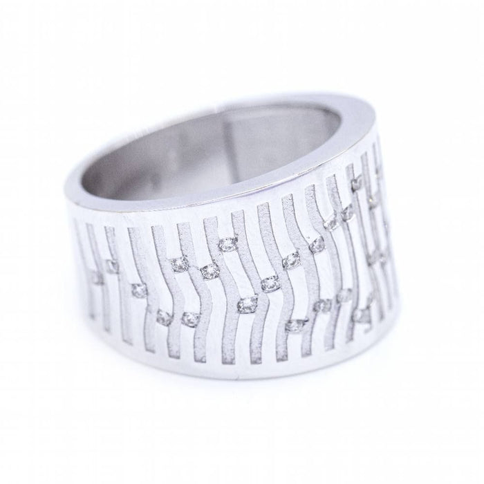 Bague 54 Bague en or blanc et diamants 58 Facettes N102905