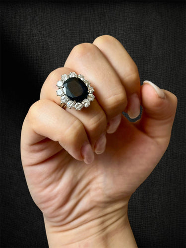 Bague 52 Bague saphir « Cœur de l’Océan » en or blanc, saphir et diamants 58 Facettes