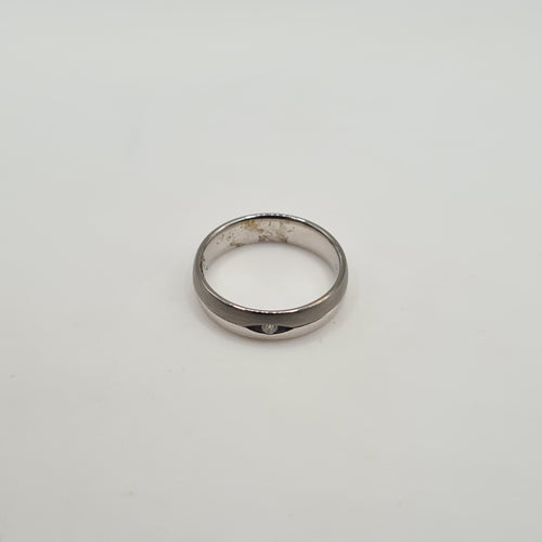 Bague 54.5 Alliance or blanc 18 carats sertie d’un diamant naturel 58 Facettes