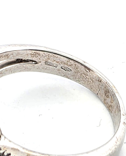 Bague 60 Bague trilogie Daisy en or blanc massif 18 carats avec rubis et diamants 58 Facettes