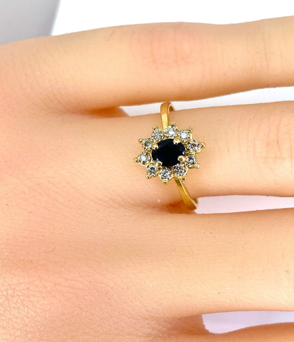 Bague 54 Bague marguerite en or jaune 18 carats, saphir et diamants 58 Facettes AB529