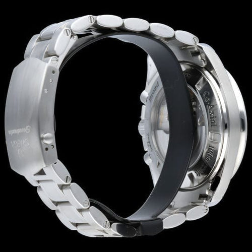 Montre Montre chronographe Omega Speedmaster Broad Arrow 58 Facettes MT41842