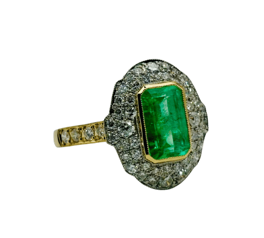 Bague 53 Bague en or et platine ornée d'une émeraude et de diamants 58 Facettes 50331