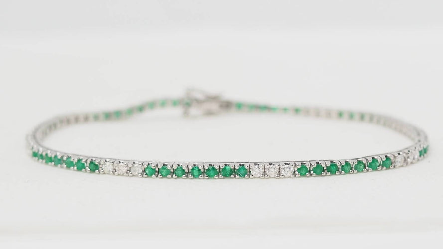 Bracelet 18cm Bracelet émeraudes et diamants 58 Facettes 32238