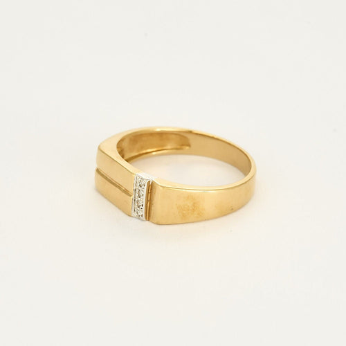 Bague 63 Bague chevalière en or jaune et diamants 58 Facettes SEN2328