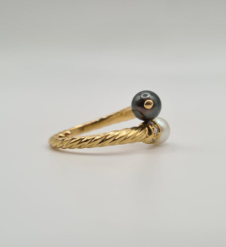 Bague 54 Bague or jaune perles de culture et diamants 58 Facettes