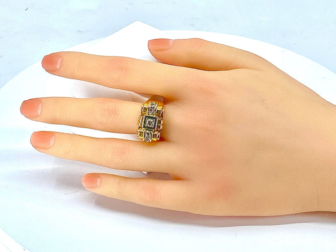 戒指 TANK 黄金和钻石