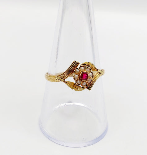 Bague 60 Bague fleur Art nouveau en or 18k, pierre rouge et perles (circa 1900) 58 Facettes A06426