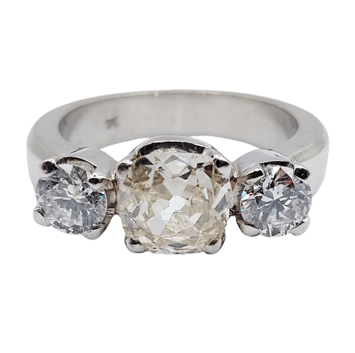 Inel tip jonc Art Deco din Platină și diamante (1,30 ct + 0,90 ct) 