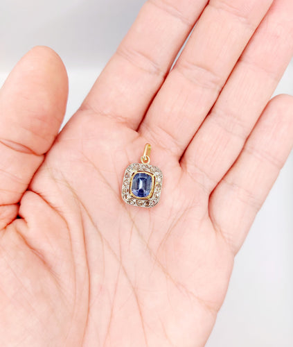 Pendentif Pendentif Art déco en or 18k et platine, saphir synthétique et diamants taille rose 58 Facettes A06085