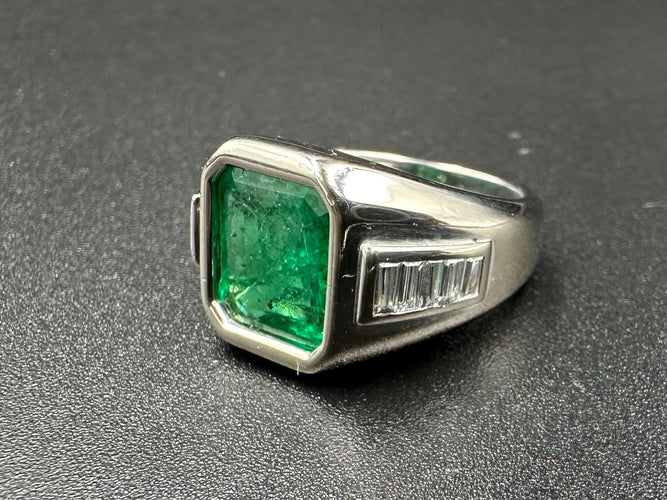 Bague 49 Bague Vintage Emeraude, Diamants, Or Blanc 58 Facettes