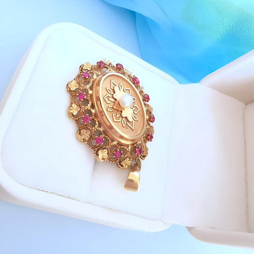 Pendentif Pendentif médaillon vintage or rose, perle de culture et rubis synthétiques 58 Facettes 1753