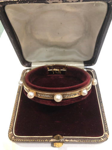 Bracelet Bracelet ancien or jaune perles et diamants 58 Facettes