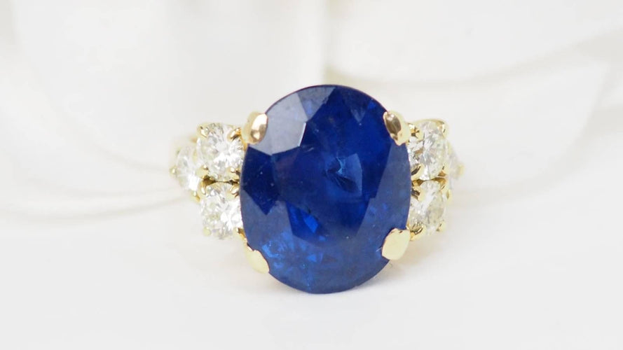 Bague Bague en or jaune, saphir de Ceylan et diamants 58 Facettes