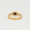 Bague 56 Bague jonc en or jaune, saphir et diamants 58 Facettes SPEV 13