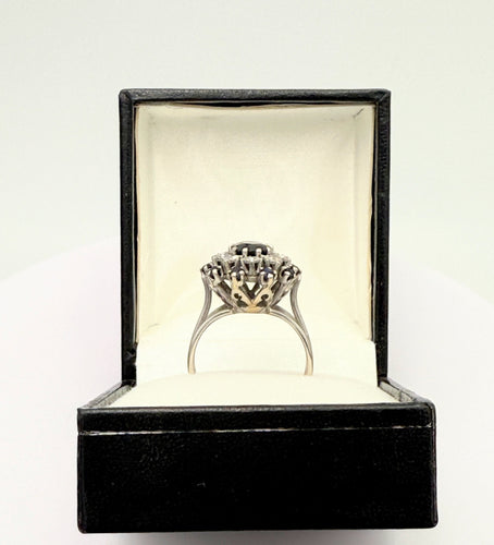 Bague 53 Bague pompadour vintage or, saphir et diamant 58 Facettes