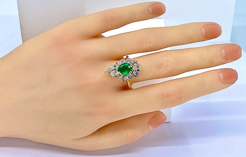 Bague 57 Bague BOUCHERON Emeraude Diamants 58 Facettes AB137