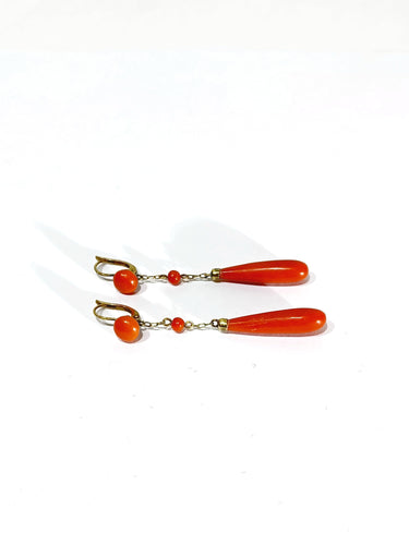 Boucles d'oreilles Paire De Boucles d'Oreilles en or et en corail 58 Facettes