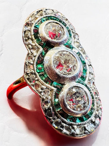 Bague 53 Bague Marquise fin 19ème siècle diamants émeraudes 58 Facettes 7807 A