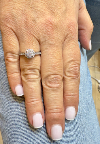 Bague 54 Bague de fiançailles multi diamants en or blanc 58 Facettes