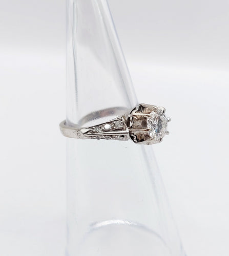 Bague 47 Bague solitaire Art Déco or blanc, platine et diamant 0,55 carat (circa 1930) 58 Facettes A00256