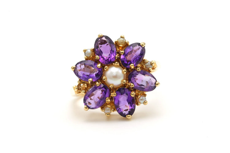 Bague 53 Bague Années 50 or jaune sertie de perles et d'améthystes 58 Facettes 22904