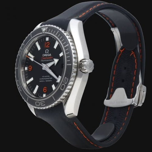 Montre Omega Montre Seamaster Planet Ocean 600M 58 Facettes MT40057