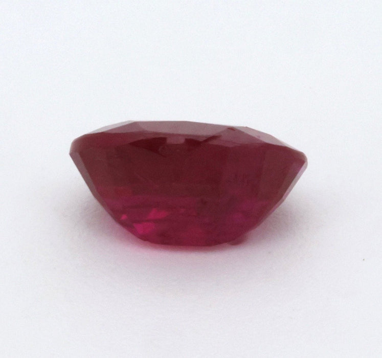 Gemstone Rubis non chauffé 1.04cts certificat IGI 58 Facettes