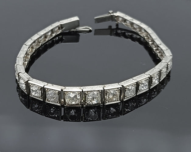 Bracelet Bracelet rivière de diamants fin XIXème en or 18K 58 Facettes