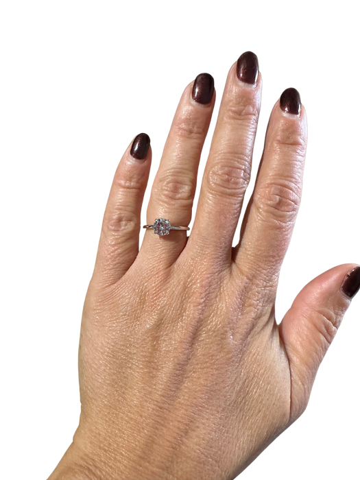 Witgouden ring met diamant