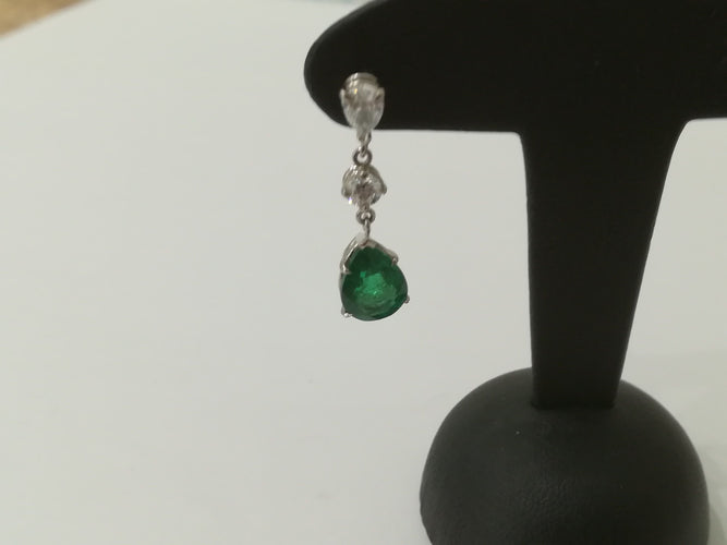 Boucles d'oreilles Boucles d'Oreilles or blanc, Emeraudes Diamants 58 Facettes