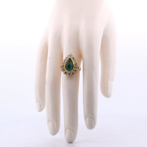 Bague Bague en or jaune avec émeraude 58 Facettes