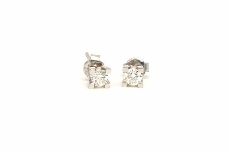 Boucles d'oreilles Boucles d'oreilles Années 70 en or blanc 18 carats serties de diamant 58 Facettes 22083