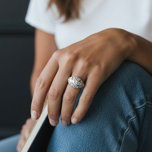 Bague 55 Bague Art Deco en Platine et Diamants 58 Facettes