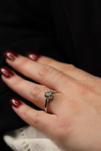 戒指 单钻戒 白金 钻石 