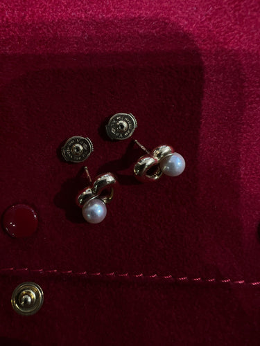 Boucles d'oreilles Boucle d'oreille Cœur CARTIER Or jaune 18 carats Perles blanches 58 Facettes