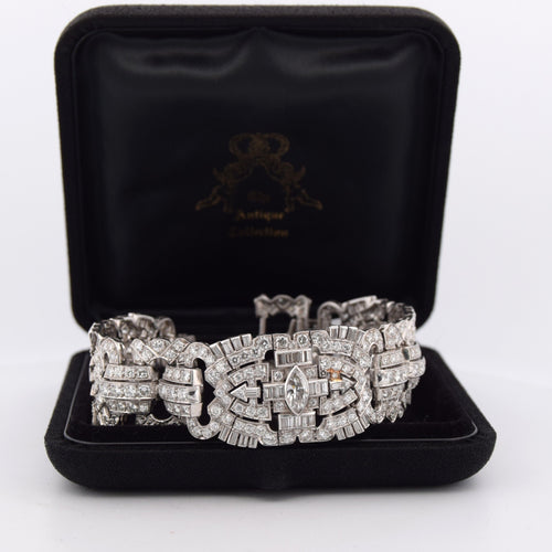 Bracelet Bracciale stile art déco en platine et diamants 58 Facettes