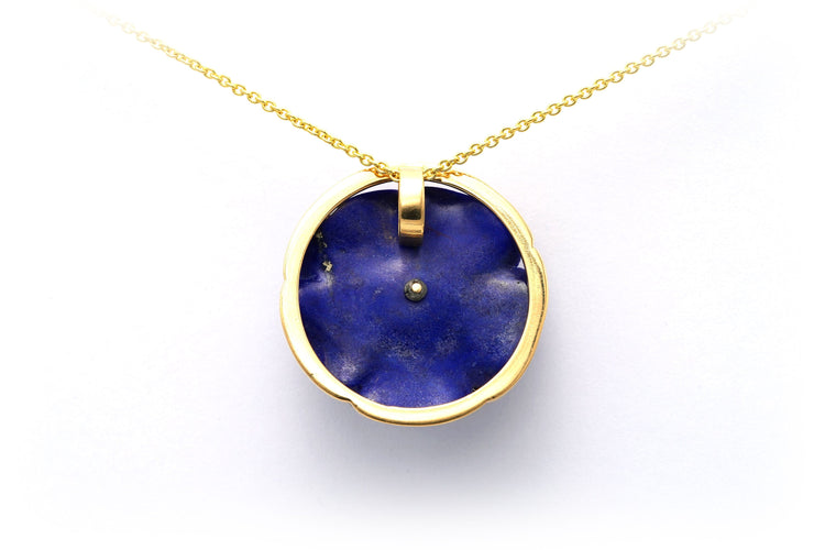 Pendentif Pendentif Art Nouveau en or carats serti d'un lapis lazuli et d'un diamant 58 Facettes 19534