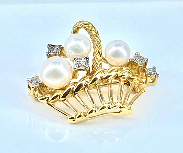 Broche Broche panier en or jaune, 3 perles et 5 diamants 58 Facettes AB467