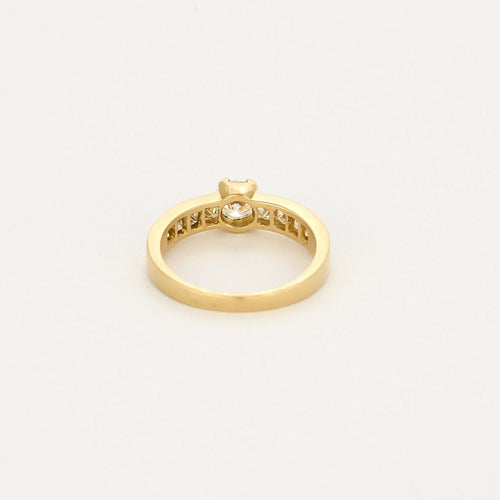Bague 53.5 Bague solitaire en or jaune 18K diamants 58 Facettes DRE15663