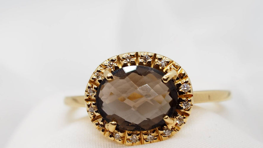 Bague 56.5 Bague moderne or jaune, diamants et quartz fumé 58 Facettes 30347