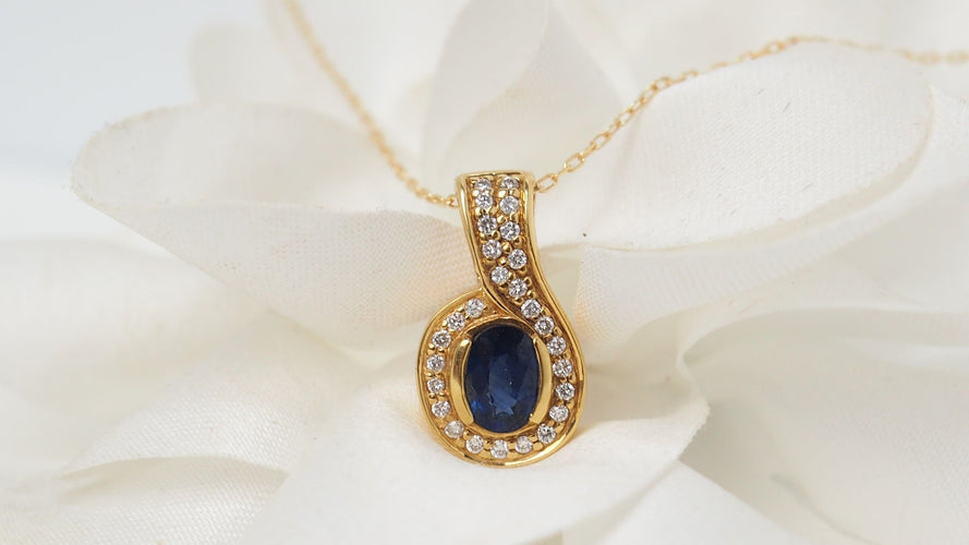 Collier Collier en or jaune, saphir et diamants 58 Facettes 19704