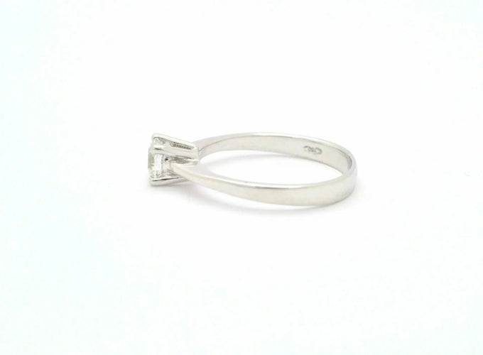 Bague Bague solitaire 0,46 ct 58 Facettes 8067